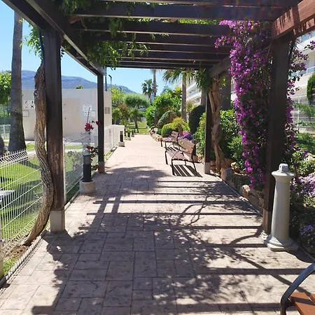 Apartamento Familiar Con Piscina Y Padel *