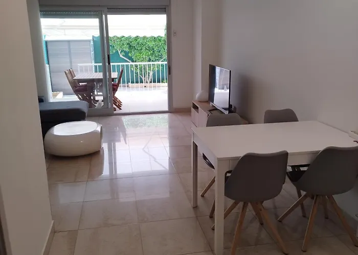 Familiar Con Piscina Y Padel Apartman *